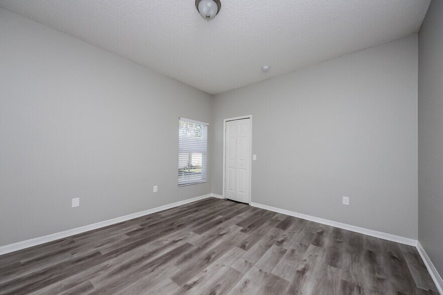 Building Photo - 104 Bridgeport Way