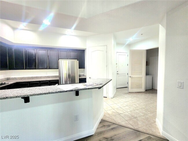 Building Photo - 38 E Serene Ave