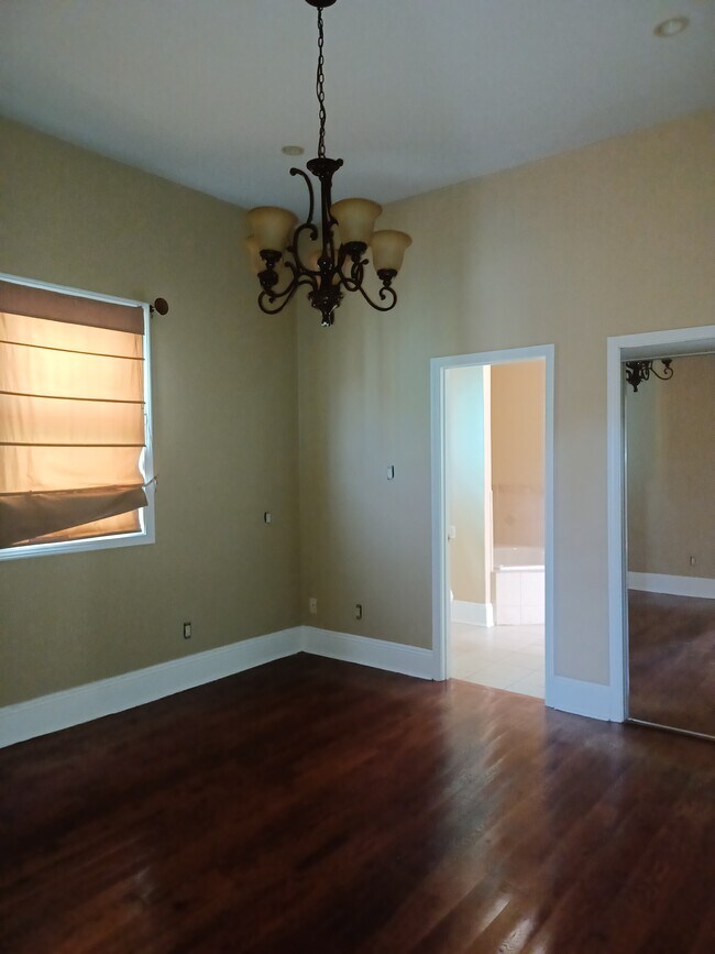 master bedrom - 3015 Saint Peter St