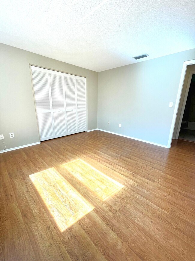 Guest Bedroom - 2nd Floor - 3405 Dumaine Ct