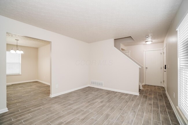 Building Photo - 3183 Innisbrook Ct