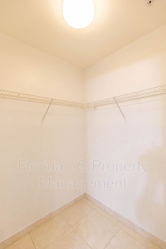 Building Photo - 2208 Antigua Pl