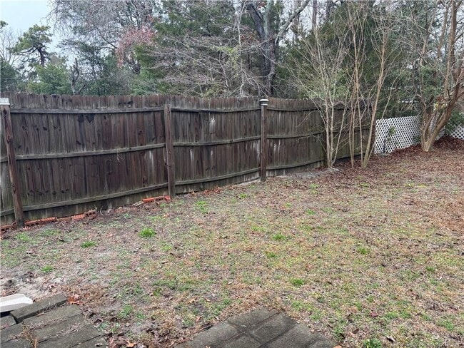 Building Photo - 2153 Redstone Dr