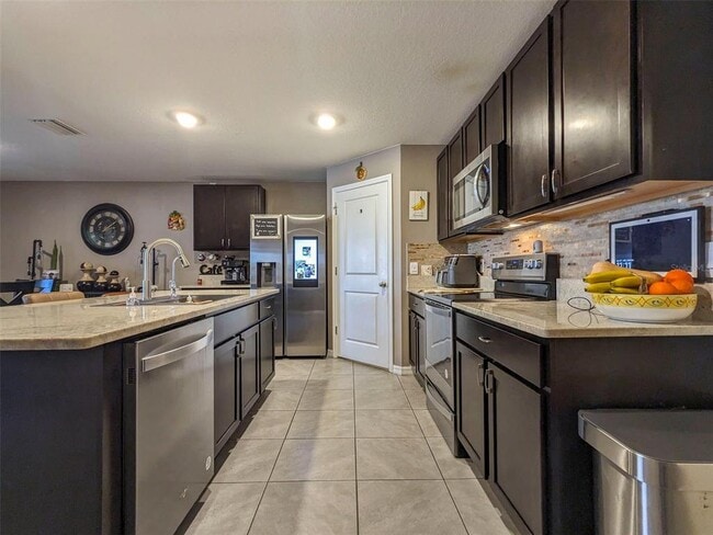 Building Photo - 4128 Silver Strand Trl