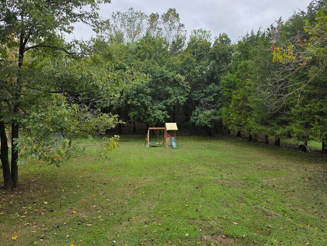 Building Photo - Welcome to Your Dream Retreat!