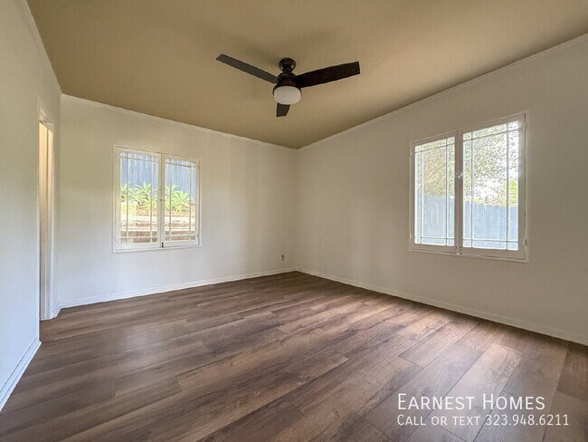 Building Photo - 1401 Dartmouth Dr
