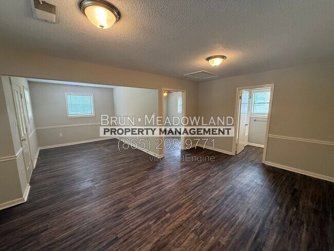 Building Photo - 3615 Wrights Ferry Rd