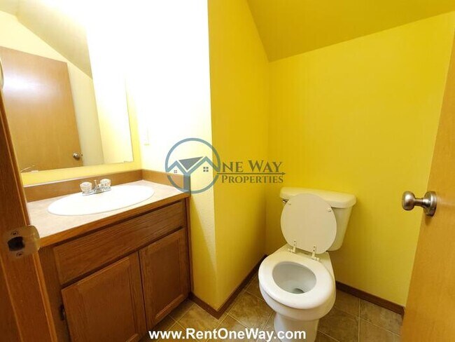 Building Photo - 103 165th St S