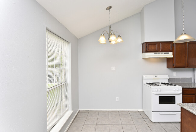 Kitchen dining section - 22533 Tree House Ln