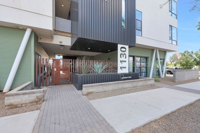 Building Photo - 1130 N 2nd St