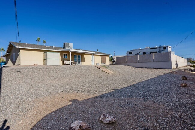 Building Photo - Your Year-Round Retreat in LHC!