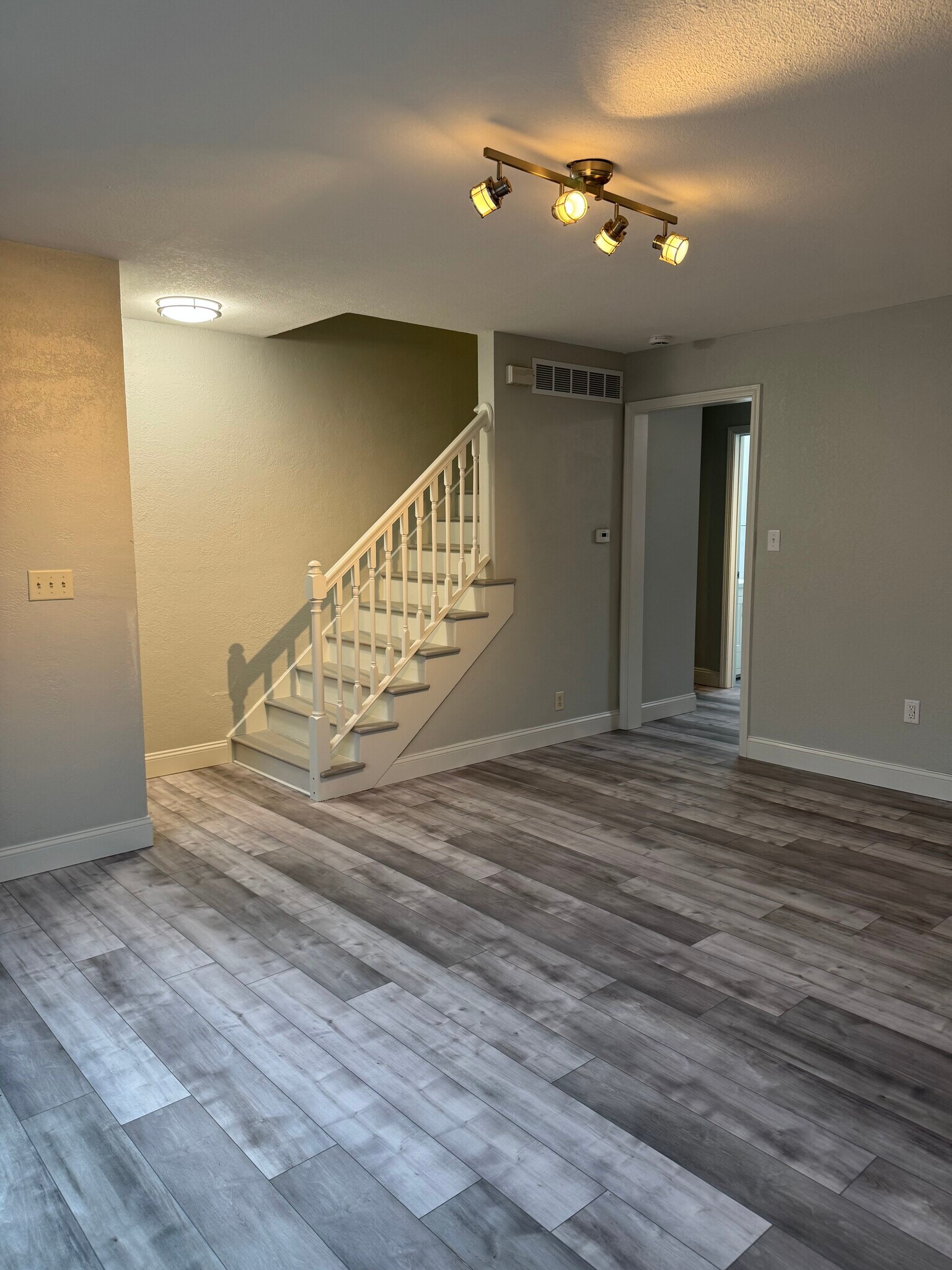living room - 214 Lindell Dr