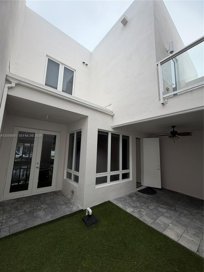 Building Photo - 6440 NW 103rd Psge