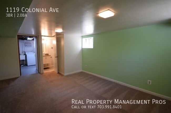 Building Photo - 1119 Colonial Ave
