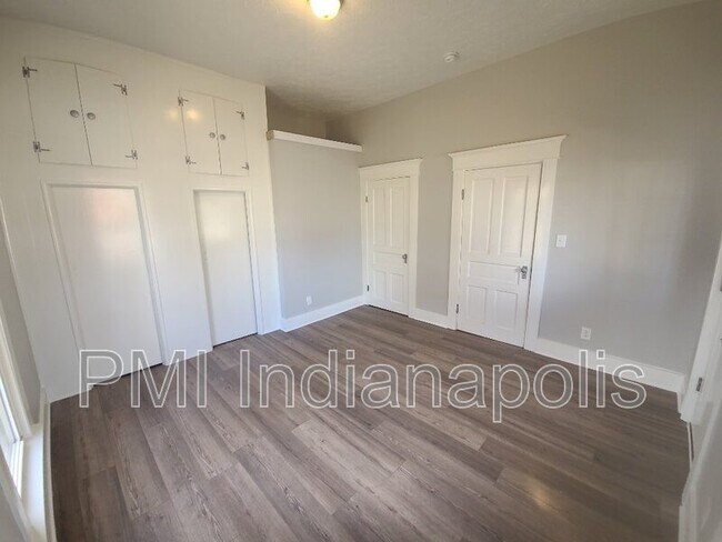 Building Photo - 639 W Morgan St