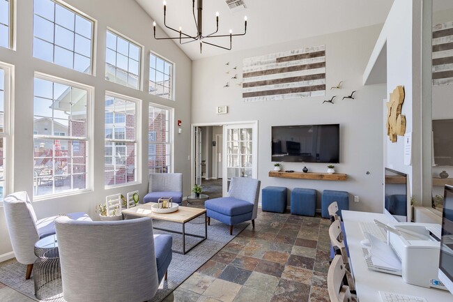 Building Photo - Westmeadow Peaks