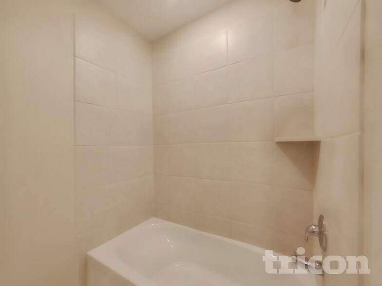 Building Photo - 321 Ranchito Pass