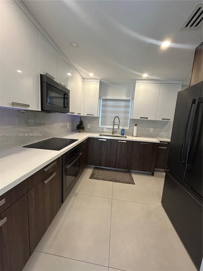 Building Photo - 7180 SW 11th St