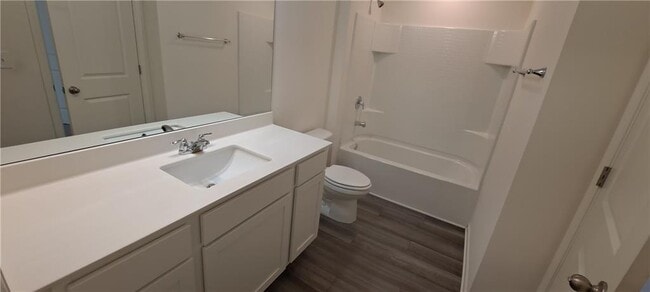 Building Photo - 3184 Delancy St