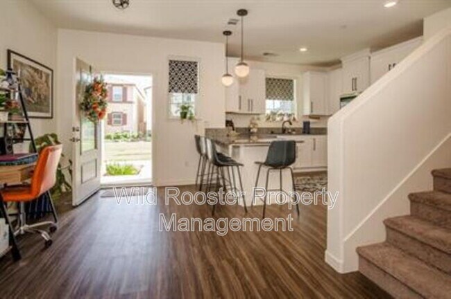 Building Photo - 4003 Prosser St