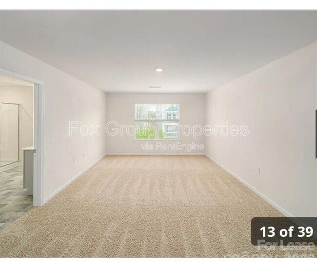 Building Photo - 132 Scotsway Ct
