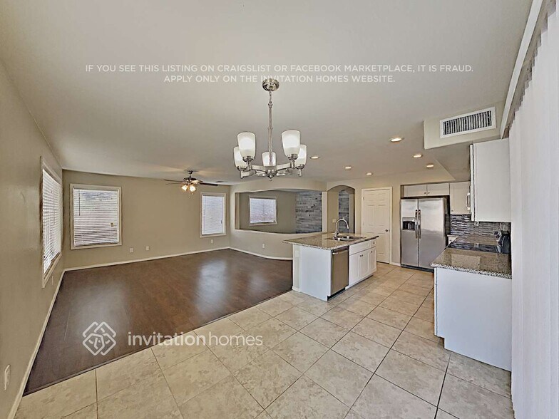 Building Photo - 2598 W Bow Ct