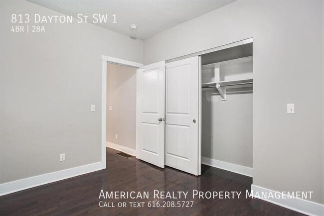 Building Photo - 813 Dayton St SW