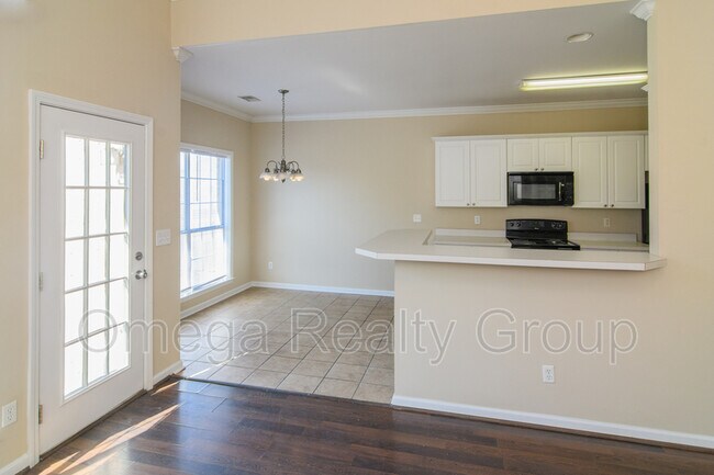 Building Photo - 503 Enclave Cir