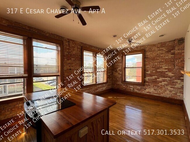 Building Photo - 317 E César E. Chávez Ave