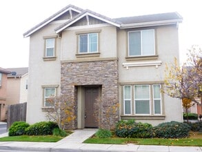 Building Photo - 4355 W Artemisa Dr