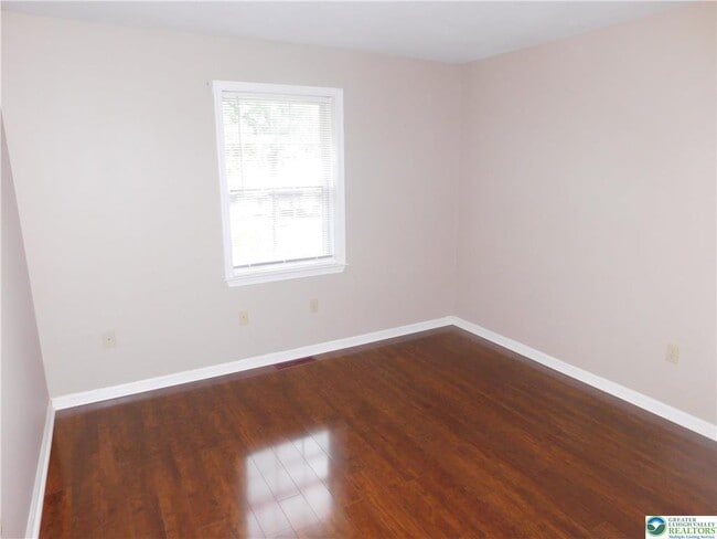Building Photo - 12 Freedom Terrace