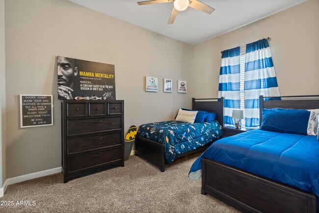 Building Photo - 3020 N 37th Pl