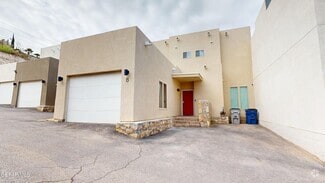 Building Photo - 4000 Camelot Heights Dr
