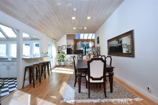 Building Photo - 15128 Valley Vista Blvd