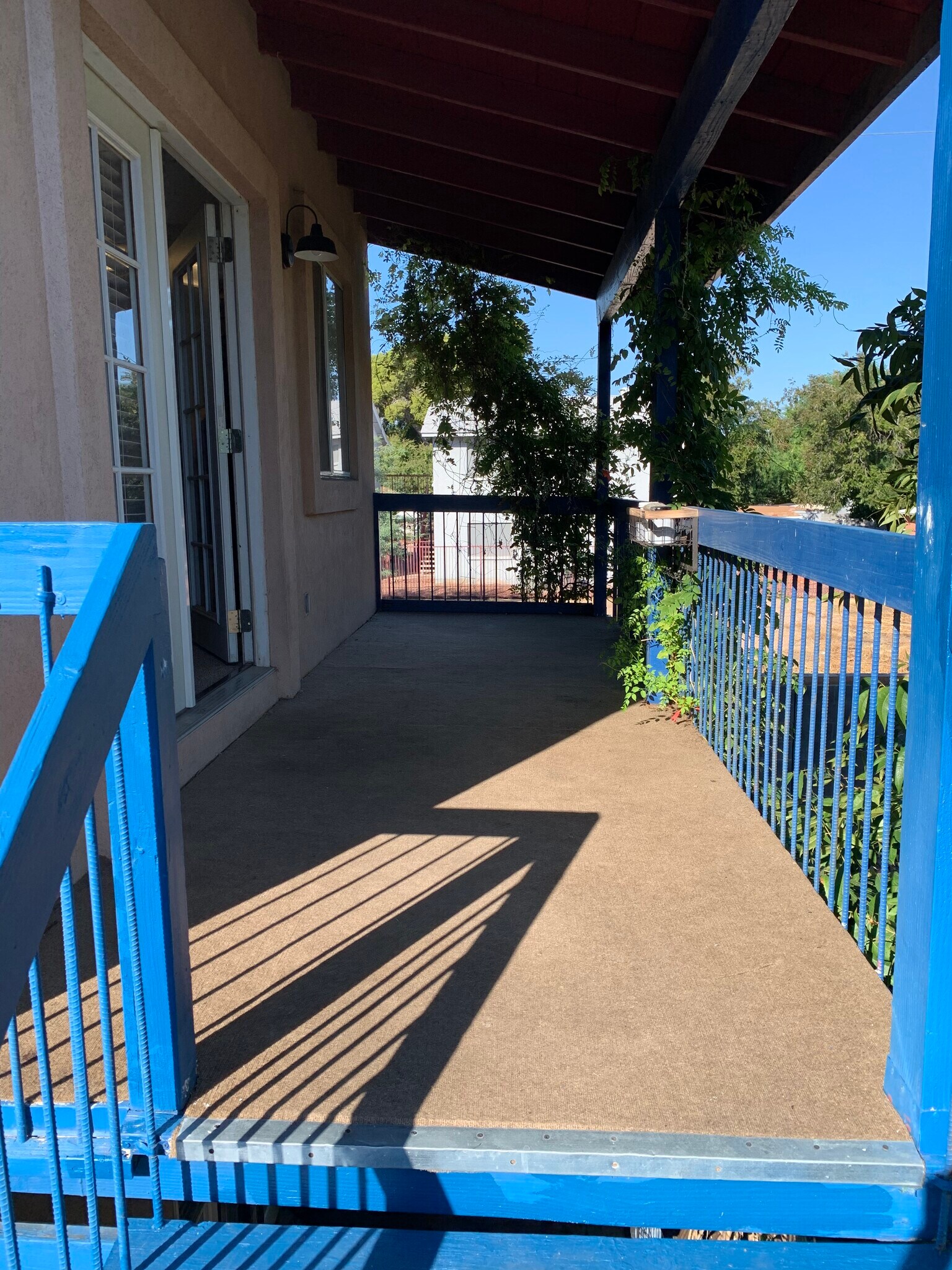 Private Balcony - 178 W Coolidge St