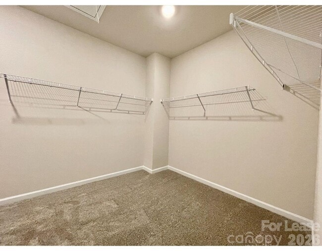 Building Photo - 8234 Merryvale Ln