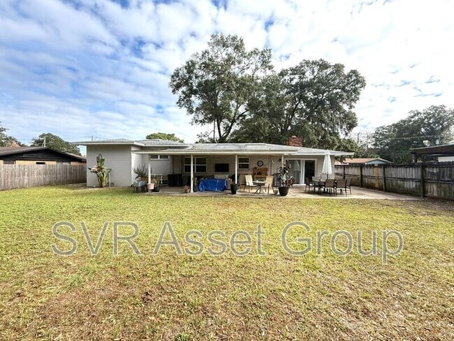 Building Photo - 1272 Arlingwood Ave