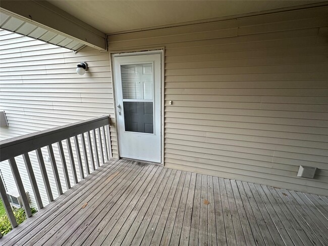 Building Photo - 232 Concord Ln