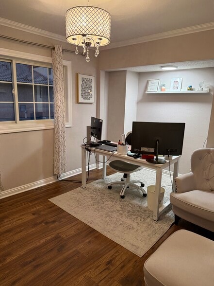 Building Photo - 1117 Cll Malaga