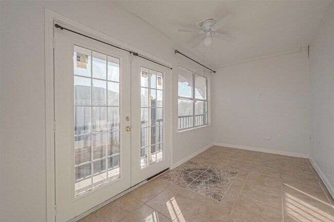 Building Photo - 9407 Demsey Mill Dr