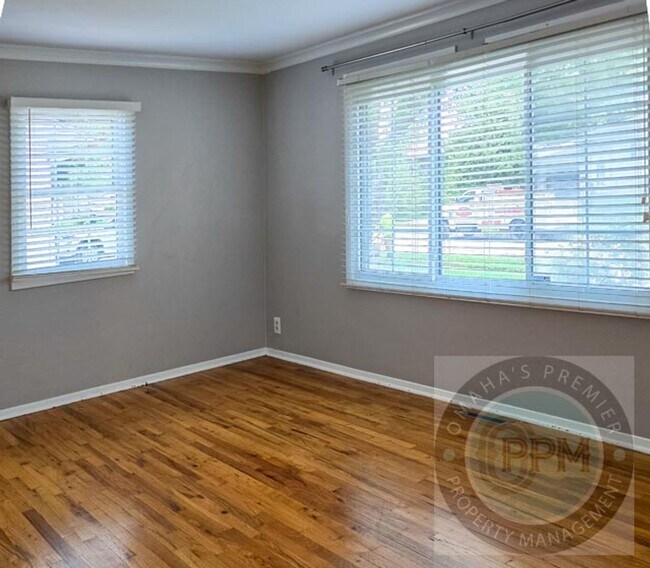Building Photo - Beautiful 4 Bed 2 Bath Millard Home 1/2 OF...
