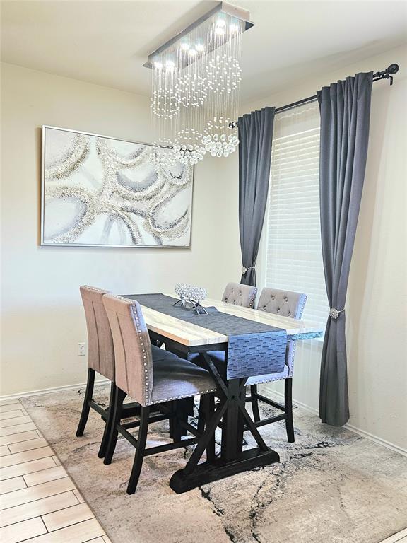 Building Photo - 242 Zuma Dr