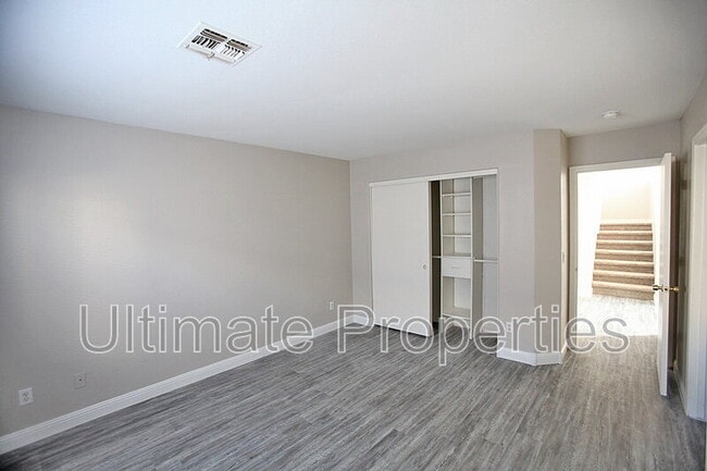 Building Photo - 12301 W Columbine Dr