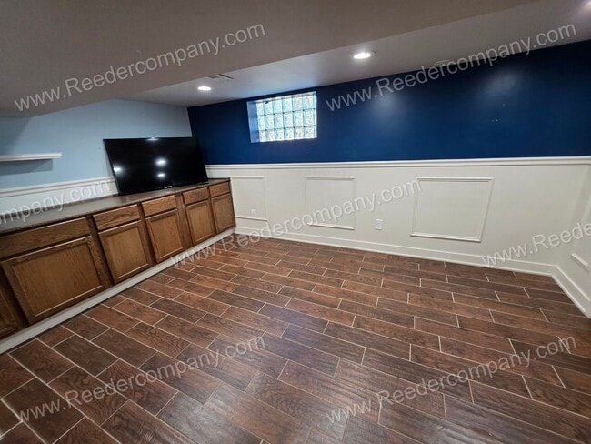 Building Photo - Remodeled 2 bedroom 2 bathroom house in Ha...