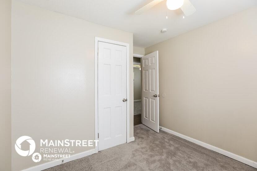 Building Photo - 8502 Crystal Ave