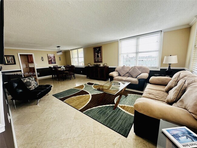 Primary Photo - 1501 S Ocean Dr