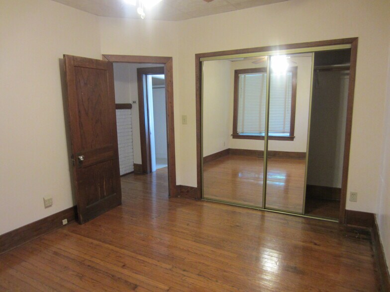 Bdrm 2 - 1015 Kentucky St