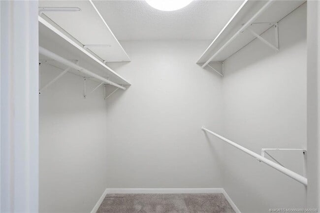 Building Photo - 10410 S Ocean Dr