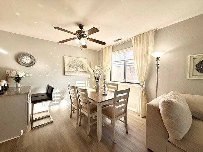 Building Photo - 10405 Mansfield Ave