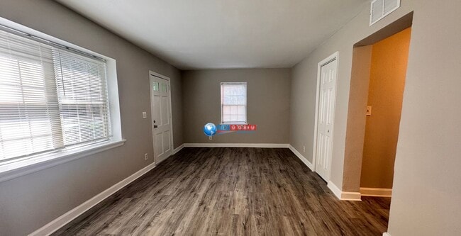 Building Photo - 430 Lindbergh Drive NE